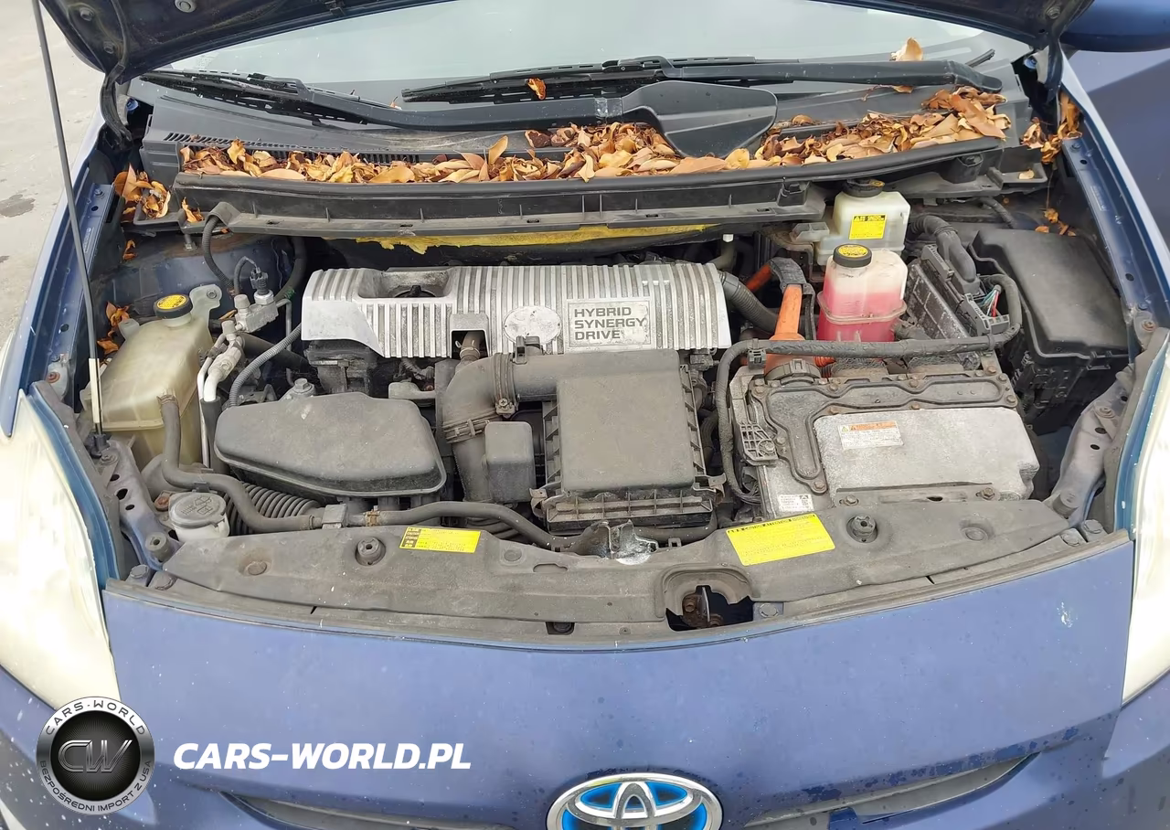2011 Toyota Prius Two VIN:JTDKN3DU7B0303305 - 10