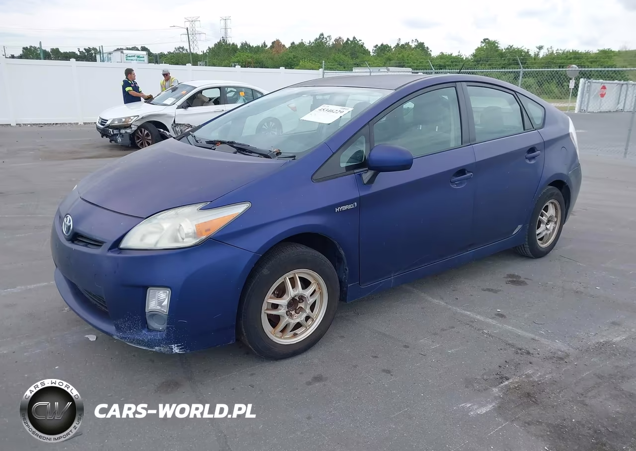2011 Toyota Prius Two VIN:JTDKN3DU7B0303305 - 2