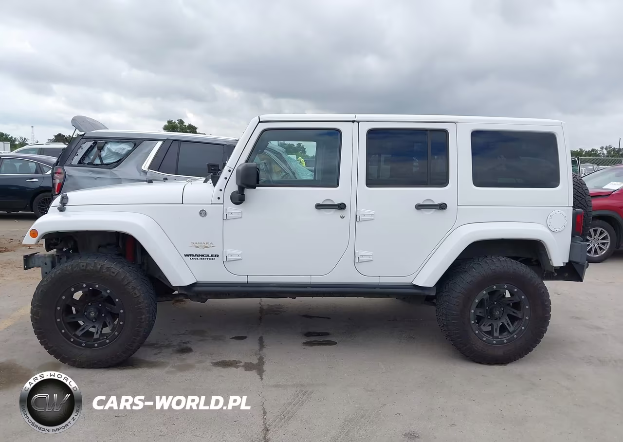 2013 Jeep Wrangler Unlimited Sahara VIN:1C4HJWEG5DL505013 - 14