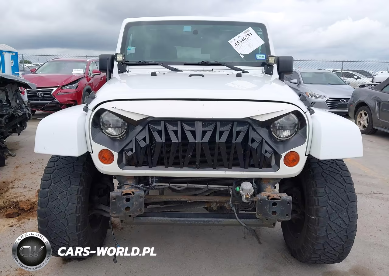 2013 Jeep Wrangler Unlimited Sahara VIN:1C4HJWEG5DL505013 - 6