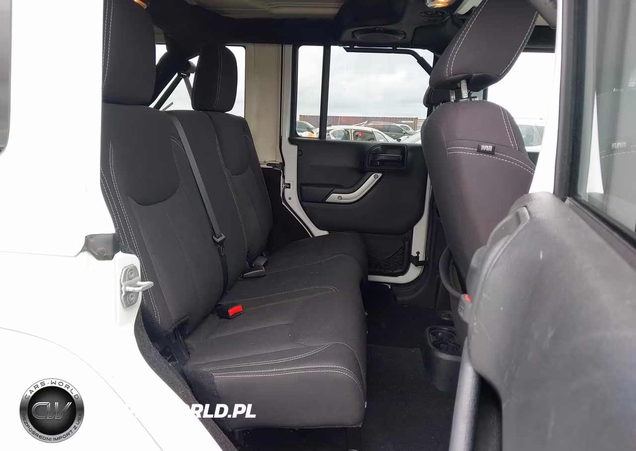 2013 Jeep Wrangler Unlimited Sahara VIN:1C4HJWEG5DL505013 - 8
