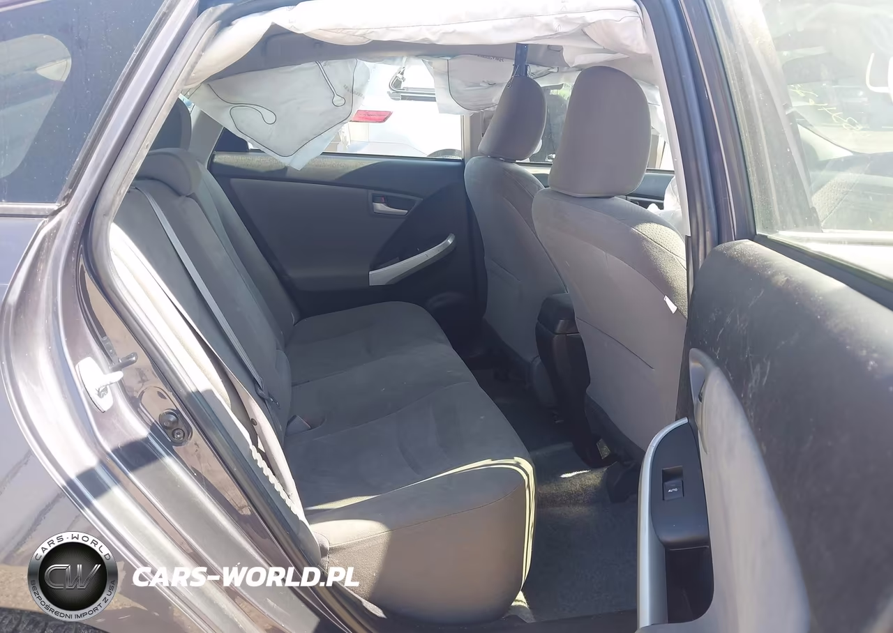2015 Toyota Prius Three VIN:JTDKN3DU8F1890047 - 8