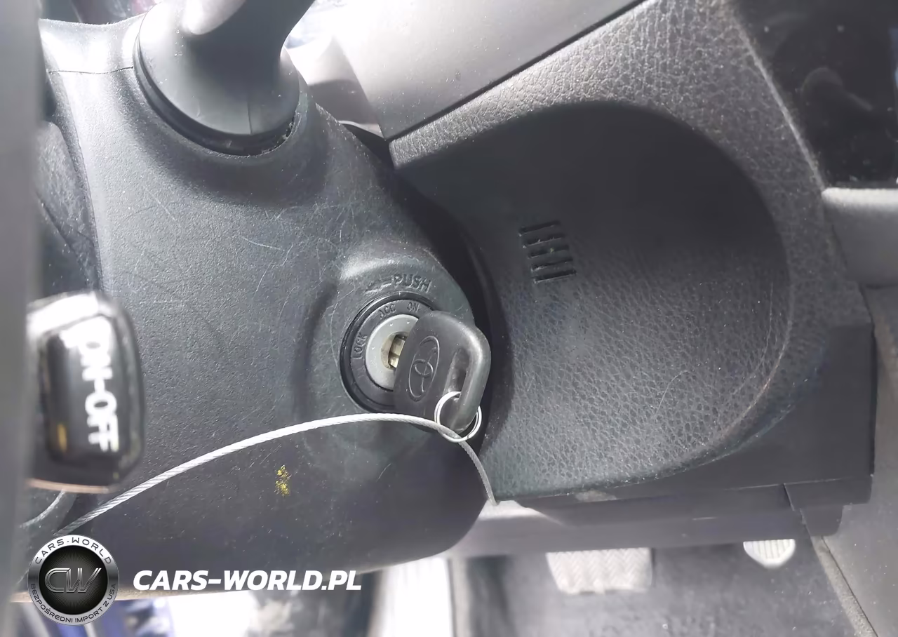 2015 Toyota Corolla S Plus VIN:5YFBURHE4FP261910 - 11