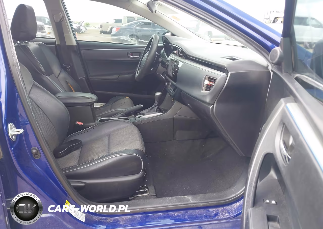 2015 Toyota Corolla S Plus VIN:5YFBURHE4FP261910 - 5