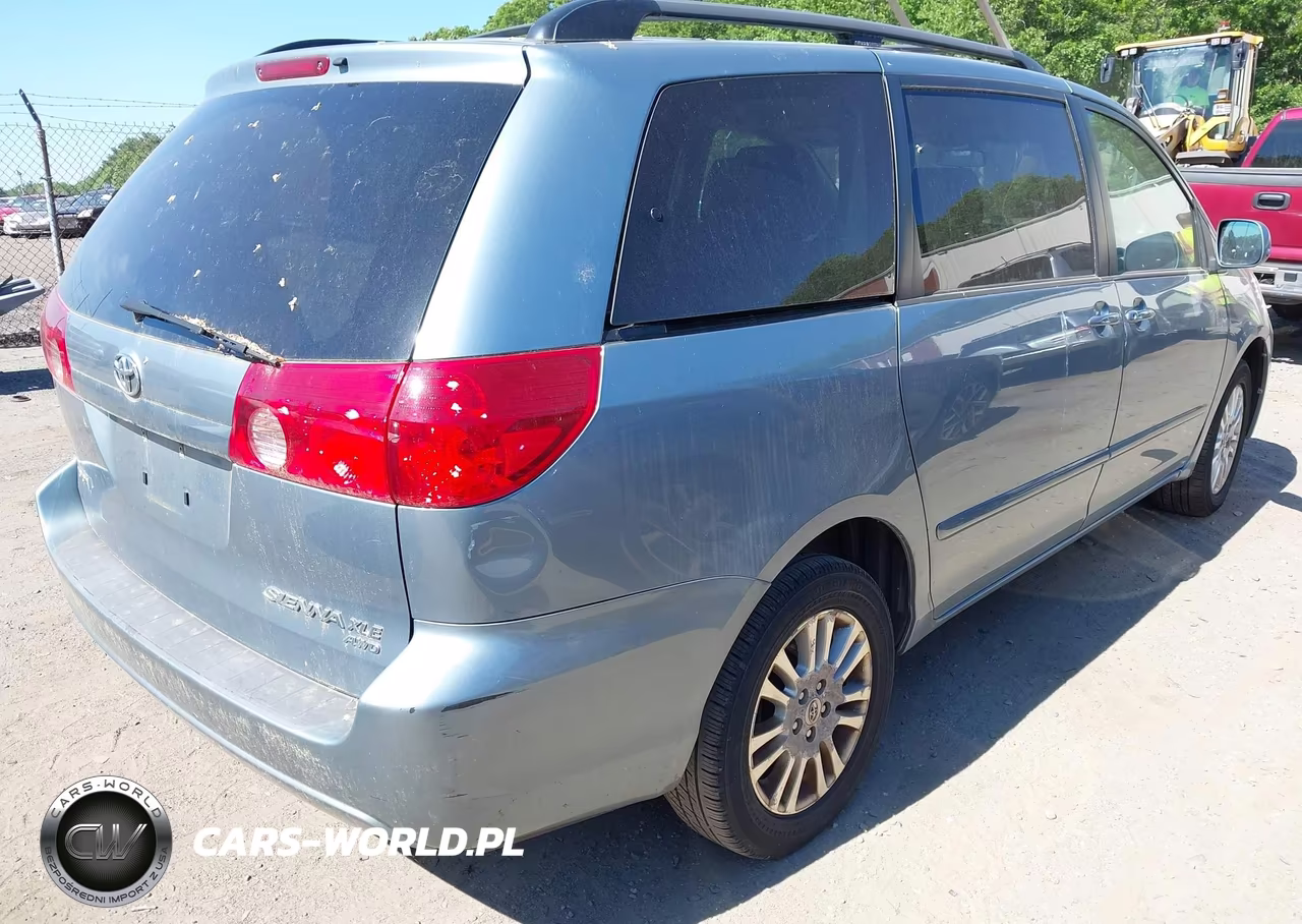2010 Toyota Sienna Xle VIN:5TDDK4CC3AS032545 - 4