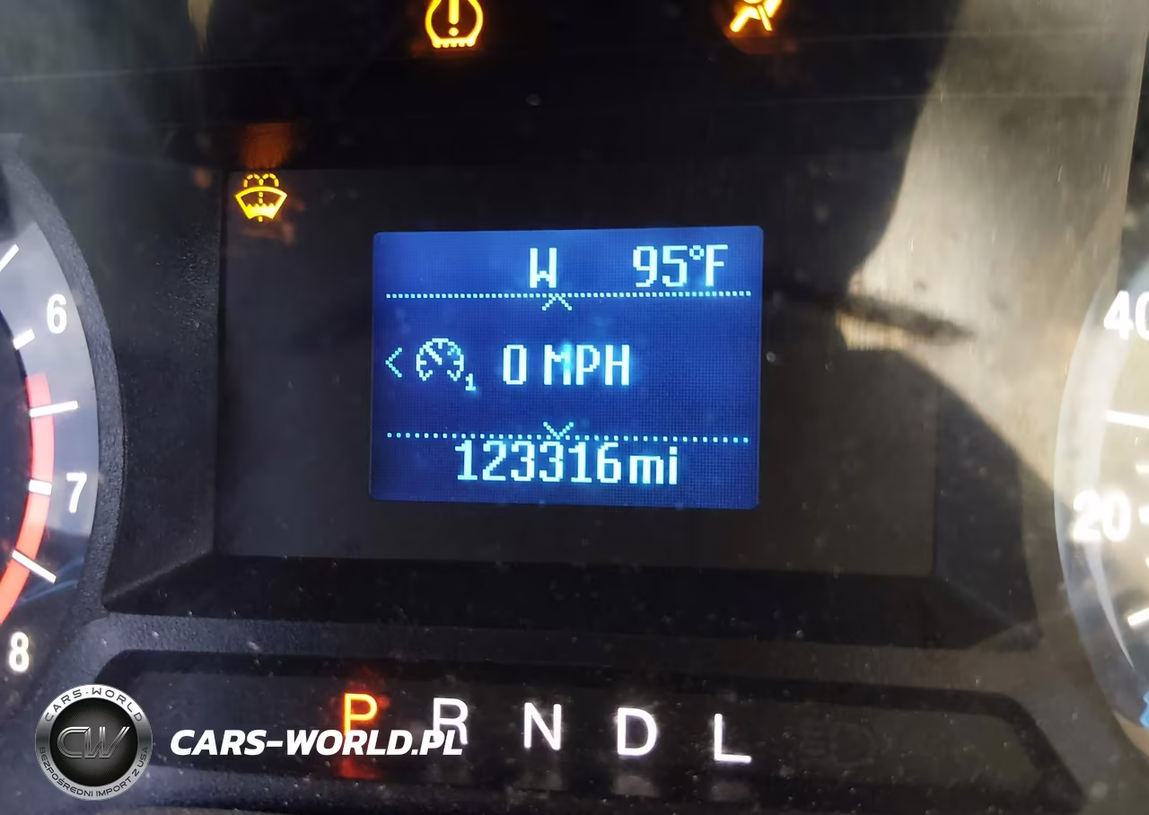 2017 Ford Fusion S VIN:3FA6P0G76HR244357 - 15
