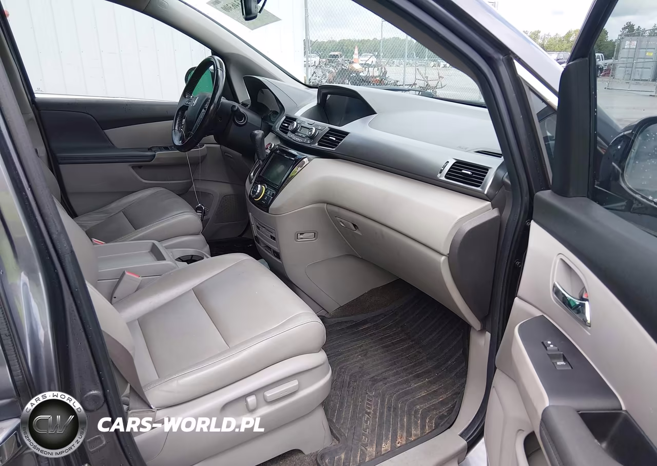 2014 Honda Odyssey Touring-Touring Elite VIN:5FNRL5H98EB058509 - 5