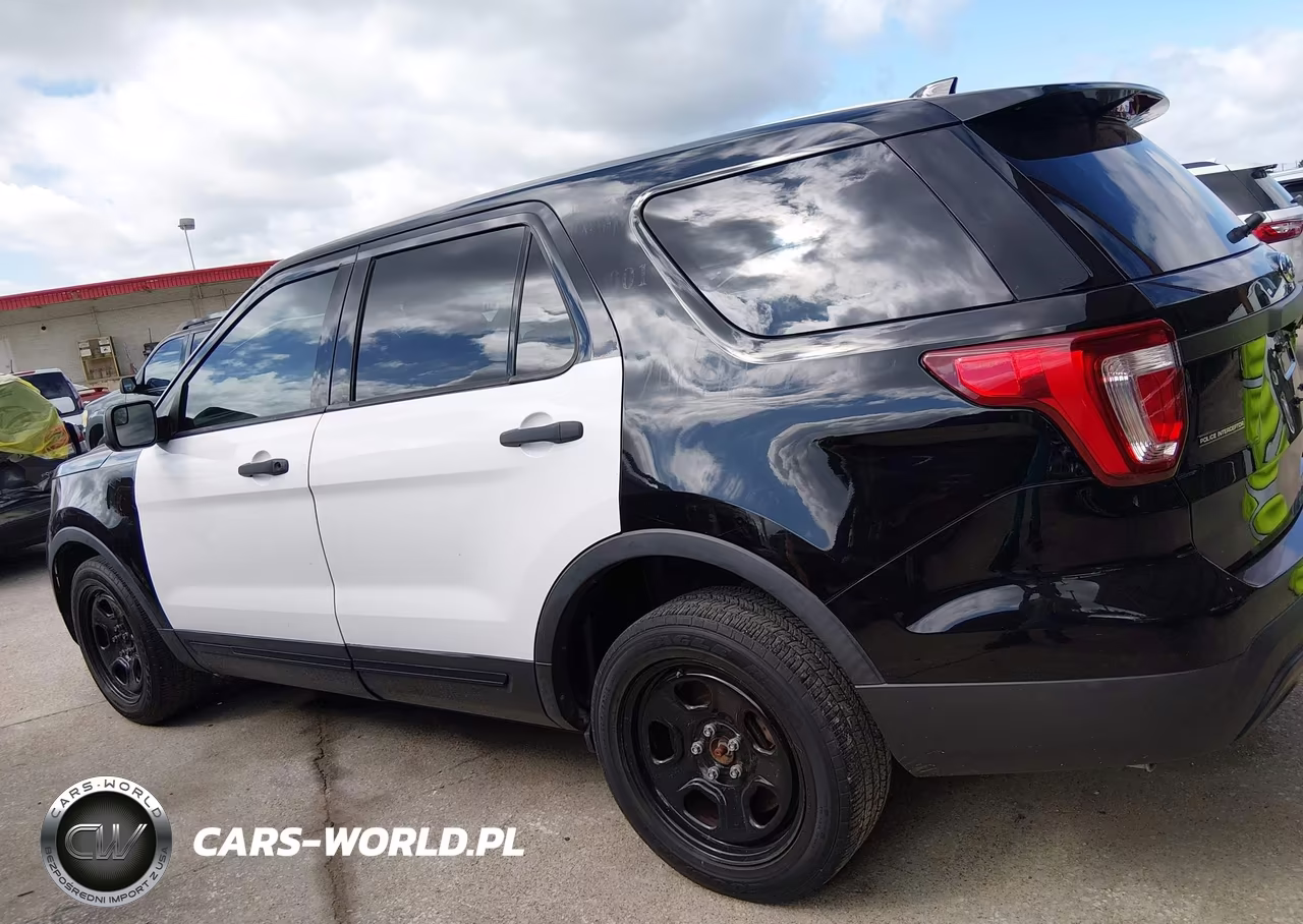 2016 Ford Utility Police Interceptor VIN:1FM5K8ARXGGD16448 - 14