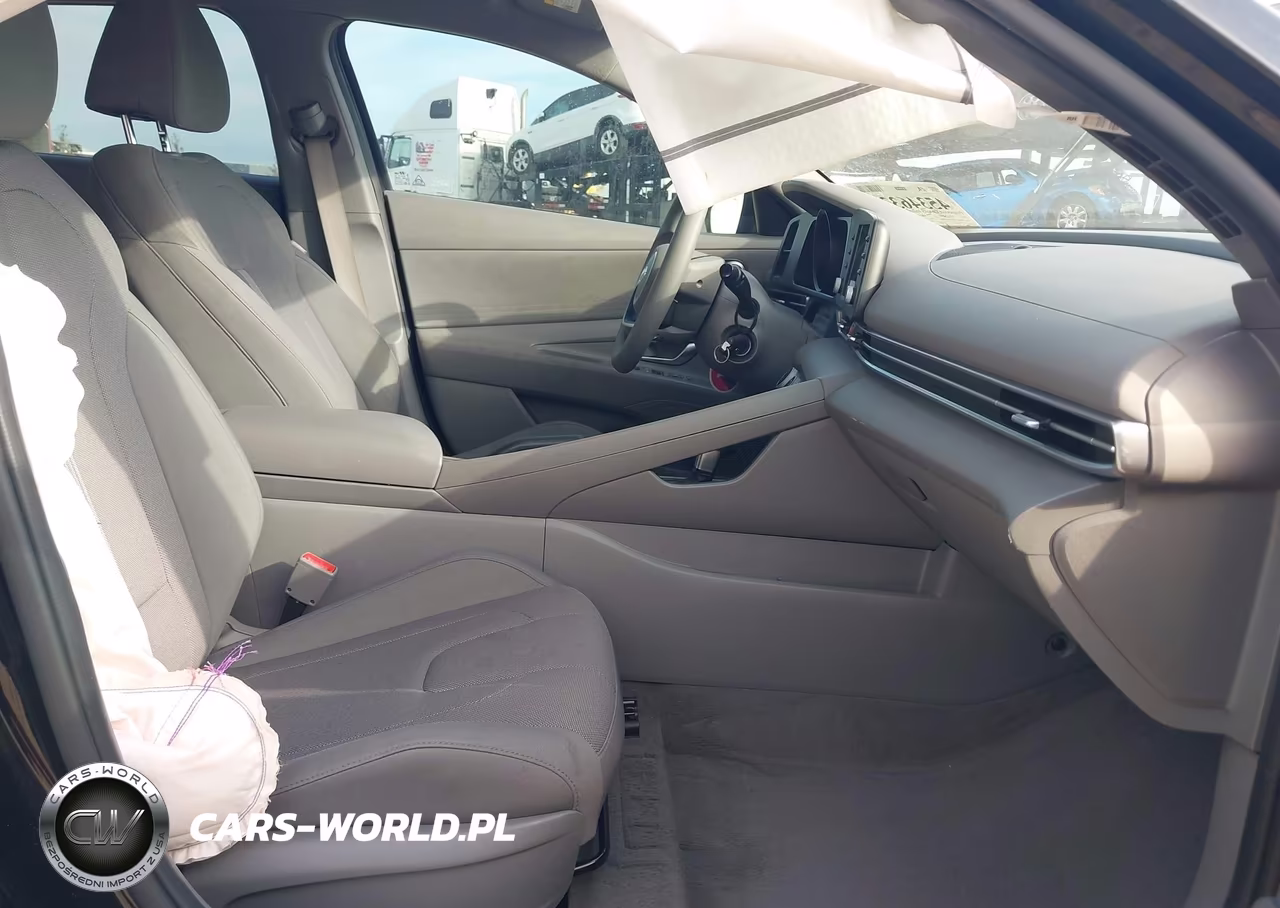 2021 Hyundai Elantra Se VIN:KMHLL4AG3MU149889 - 5