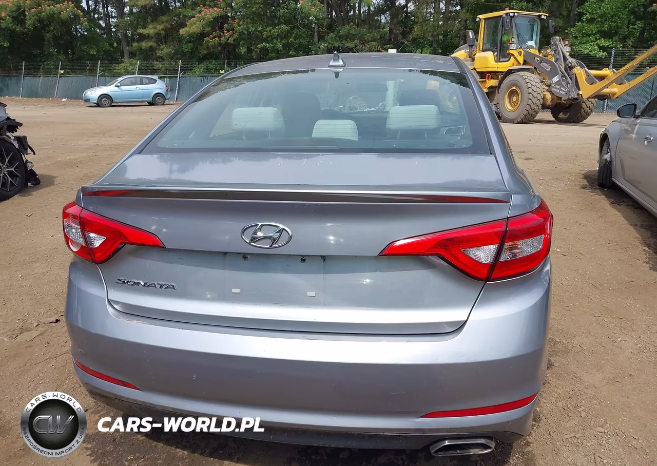 2015 Hyundai Sonata Se VIN:5NPE24AF2FH172424 - 16