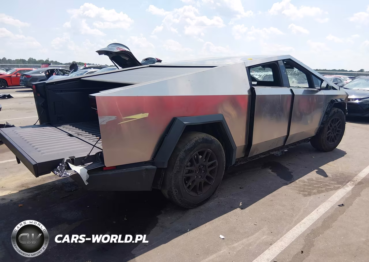 2025 Tesla Cybertruck All-Wheel Drive VIN:7G2CEHED0SA071982 - 4
