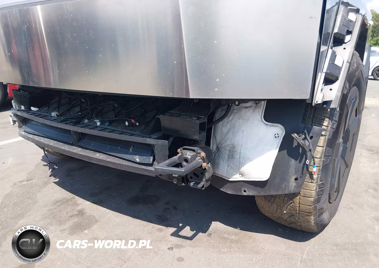 2025 Tesla Cybertruck All-Wheel Drive VIN:7G2CEHED0SA071982 - 6