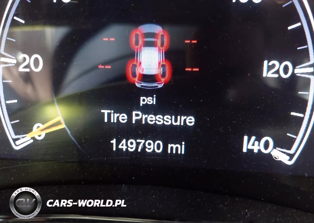 2019 Jeep Grand Cherokee Laredo 4X4 VIN:1C4RJFAG1KC667762 - 15