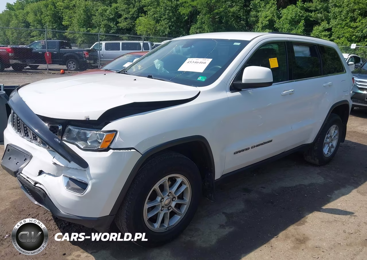 2019 Jeep Grand Cherokee Laredo 4X4 VIN:1C4RJFAG1KC667762 - 2