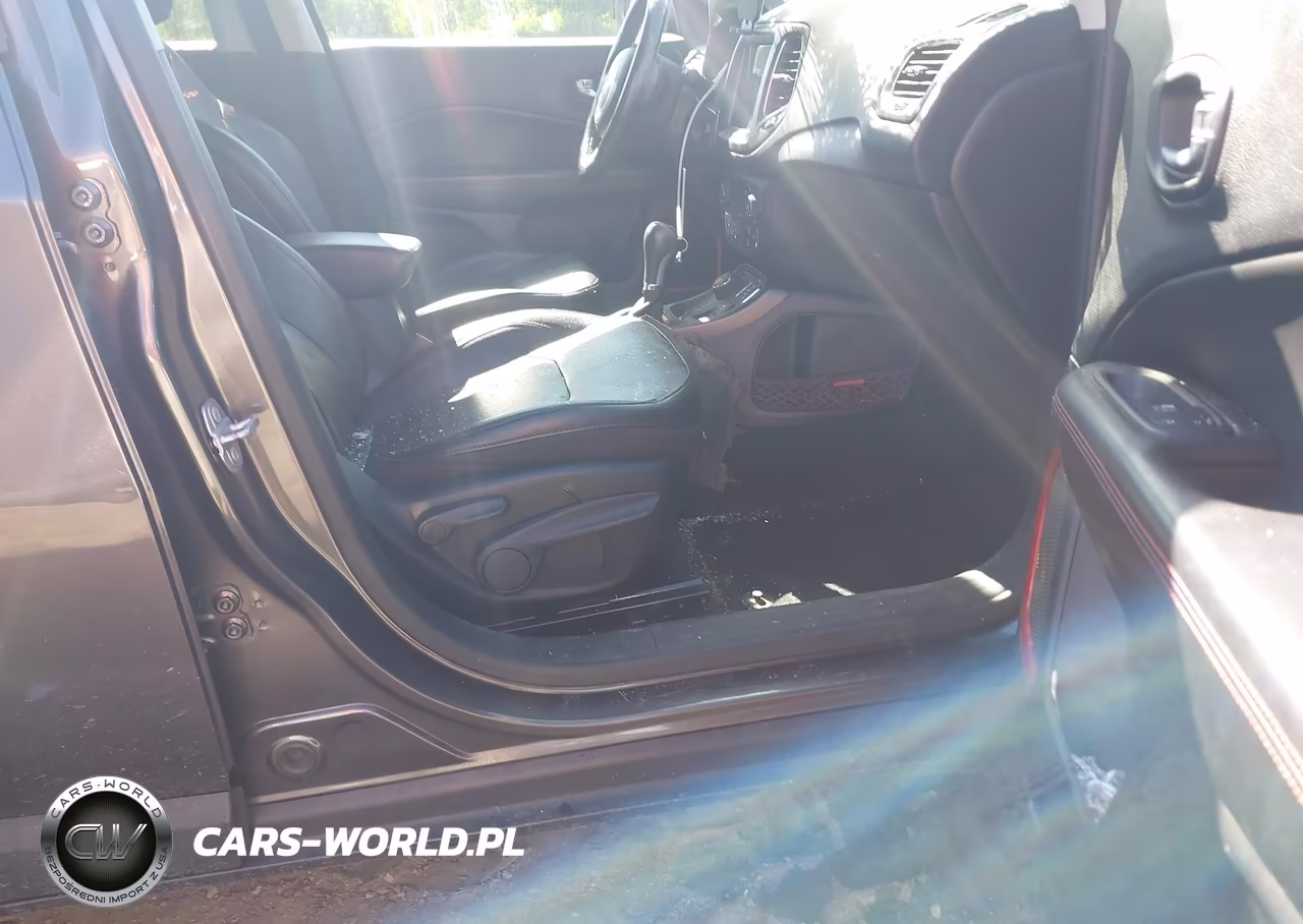 2020 Jeep Compass Trailhawk 4X4 VIN:3C4NJDDB7LT137806 - 5