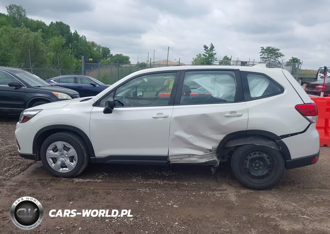 2019 Subaru Forester VIN:JF2SKAAC1KH460114 - 14