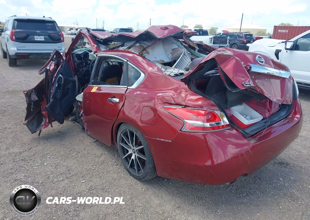 2015 Nissan Altima 2.5 S VIN:1N4AL3AP2FN380422 - 3