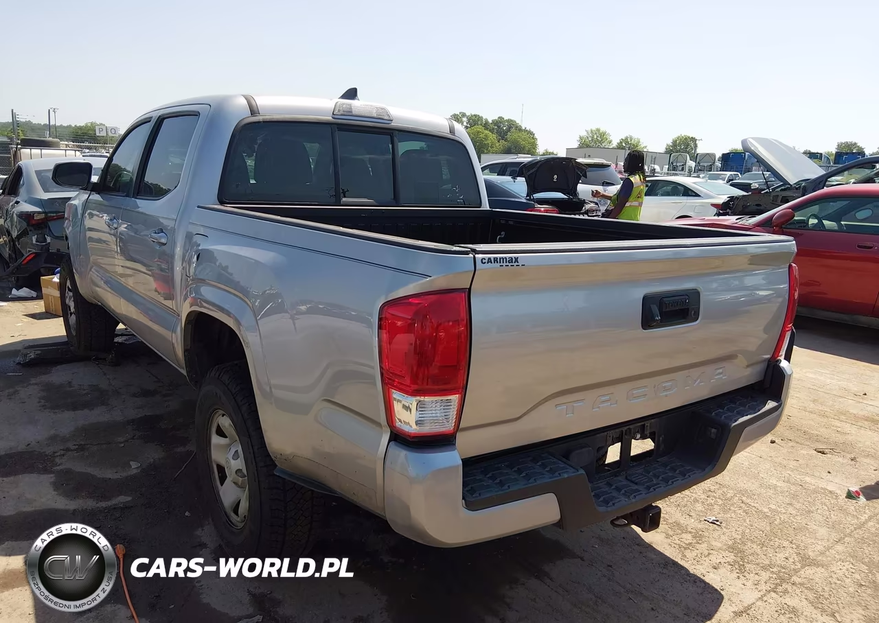 2017 Toyota Tacoma Sr VIN:5TFAX5GN4HX082302 - 3