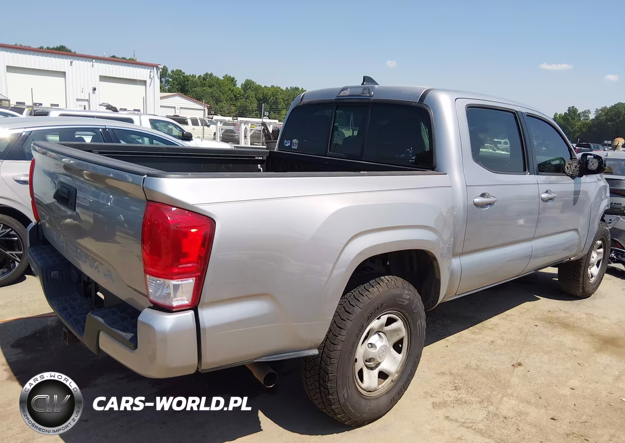 2017 Toyota Tacoma Sr VIN:5TFAX5GN4HX082302 - 4