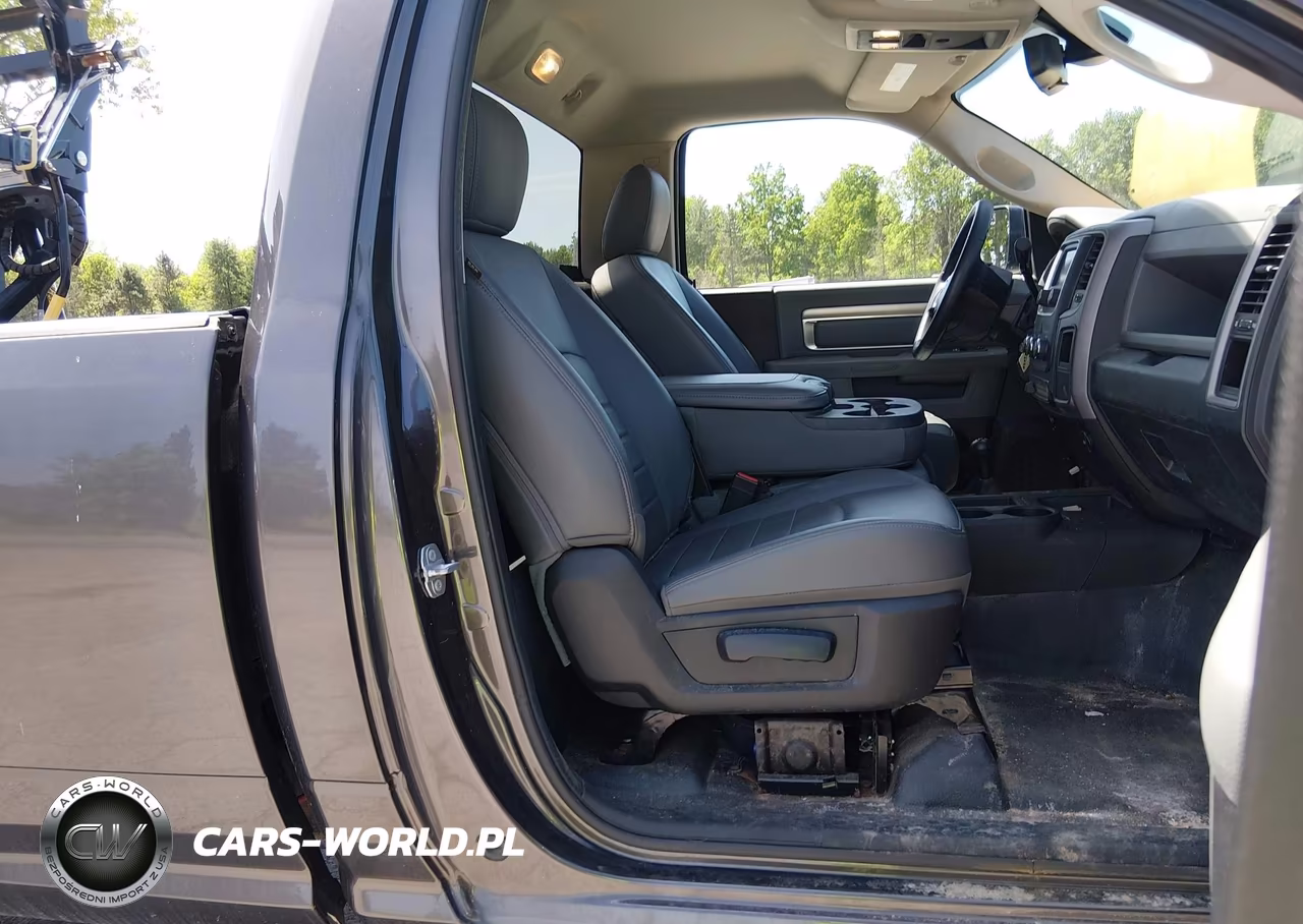2016 Ram 3500 Tradesman VIN:3C63R3ATXGG318637 - 8