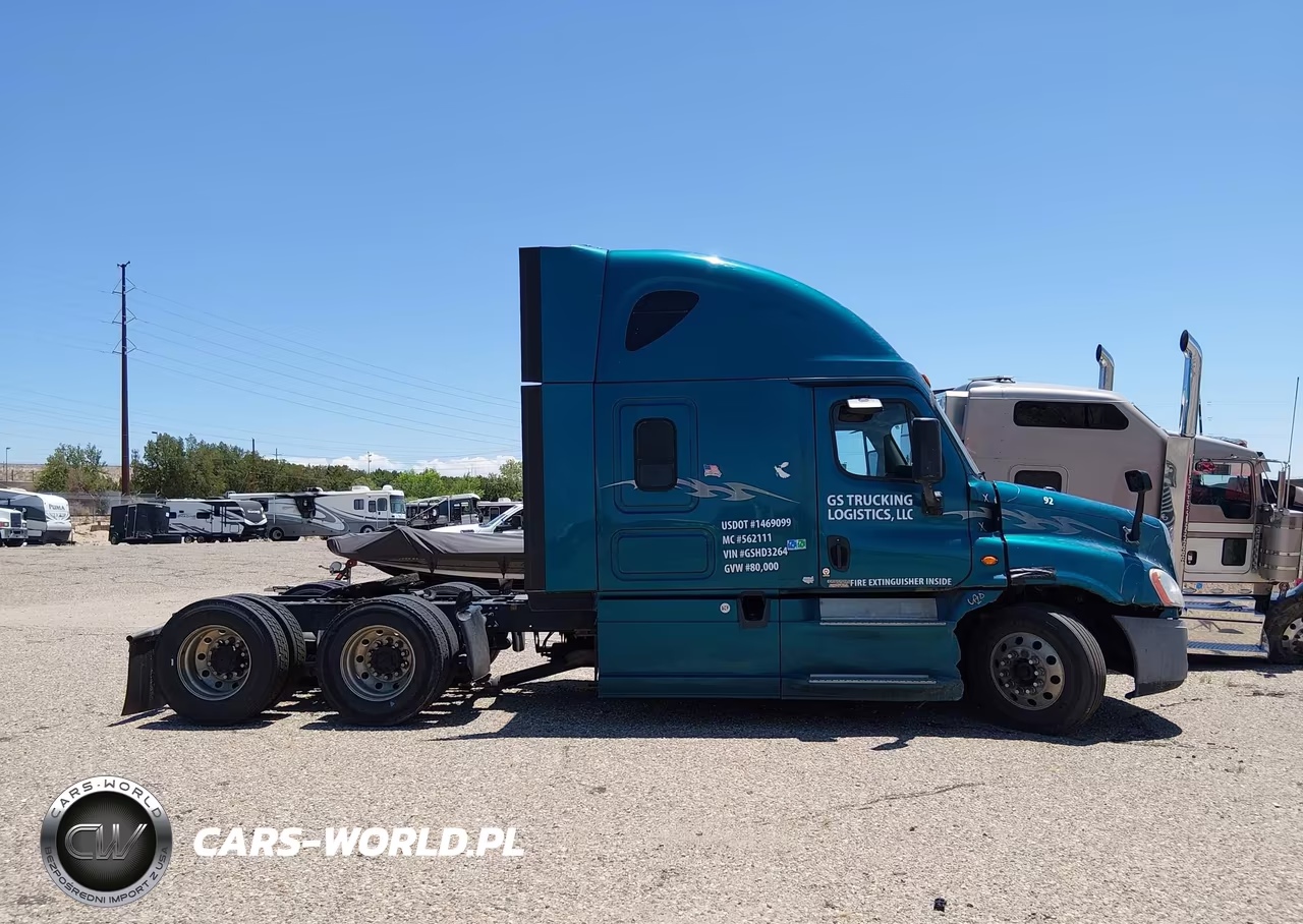 2016 Freightliner Cascadia 125 VIN:3AKJGLD5XGSHD3264 - 16