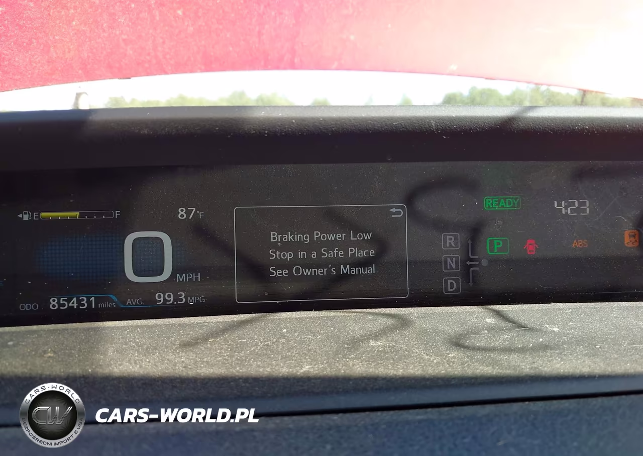 2018 Toyota Prius Prime Plus VIN:JTDKARFP6J3101221 - 7