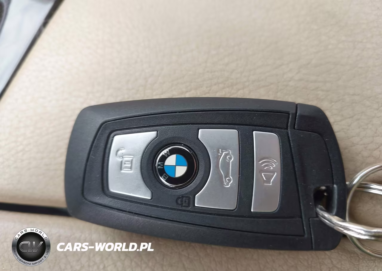 2012 BMW 535I xDrive VIN:WBAFU7C56CDU58277 - 11