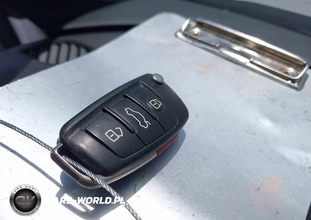 2017 Audi A3 Premium VIN:WAUAUGFF5H1062932 - 11