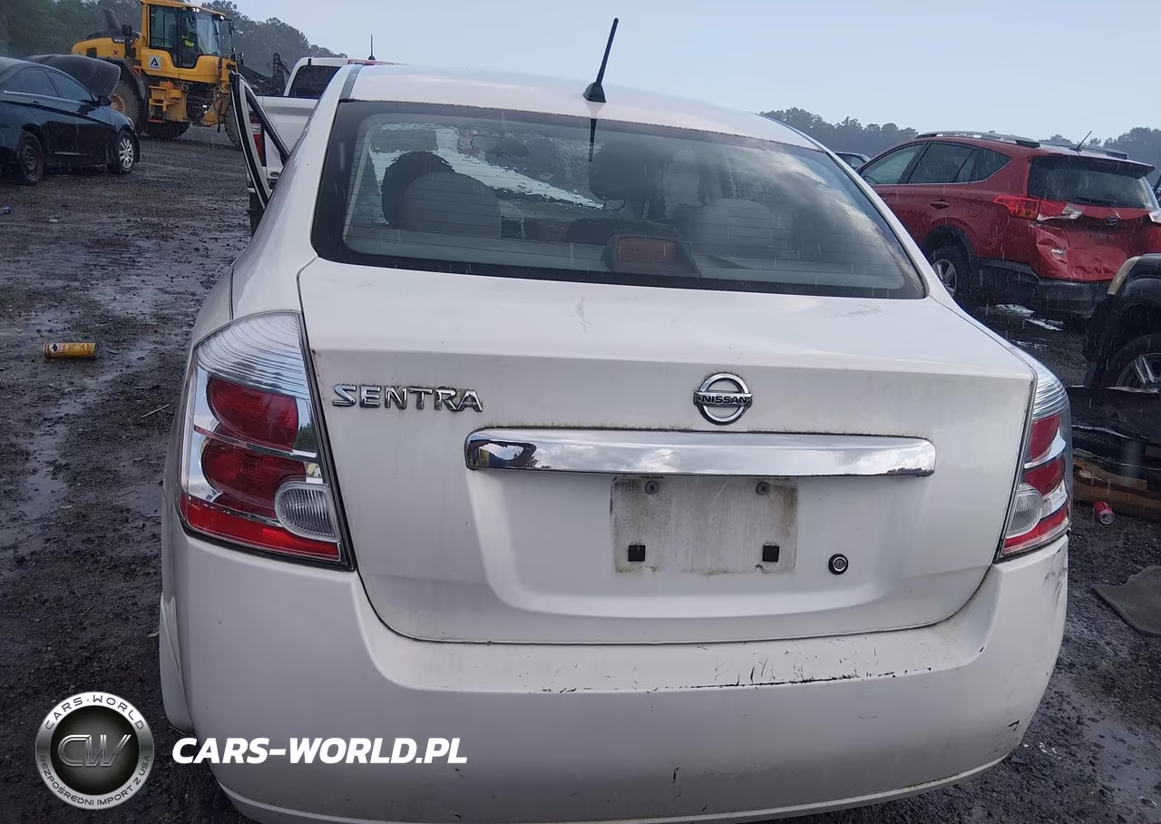 2010 Nissan Sentra 2.0S VIN:3N1AB6AP5AL726229 - 17