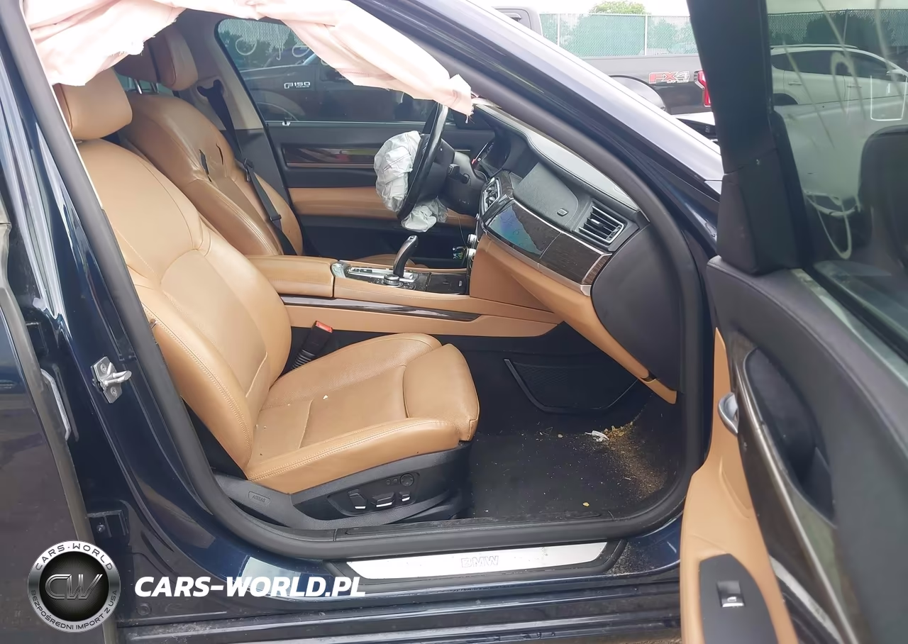 2012 BMW 750 Xi VIN:WBAKC6C58CC396978 - 5