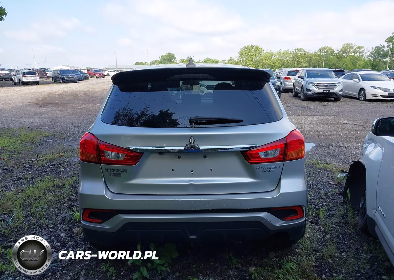 2018 Mitsubishi Outlander Sport 2.0 Le VIN:JA4AR3AU5JU004871 - 16