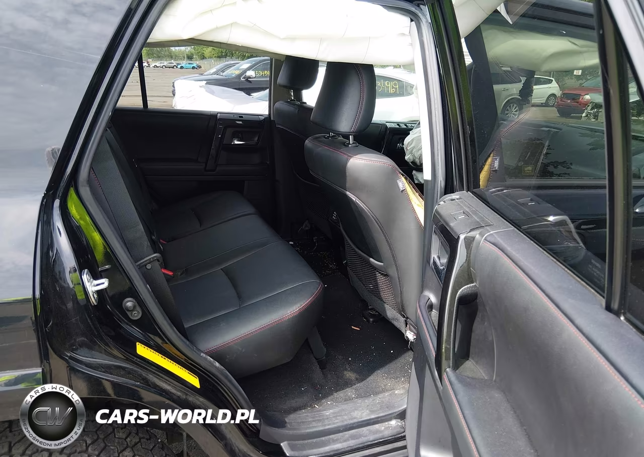 2020 Toyota 4Runner Venture Special Edition VIN:JTEBU5JR8L5755956 - 8