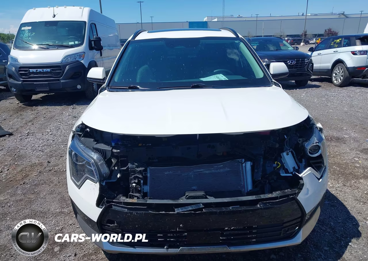 2024 Kia Niro Ex Touring VIN:KNDCR3LE7R5172151 - 12