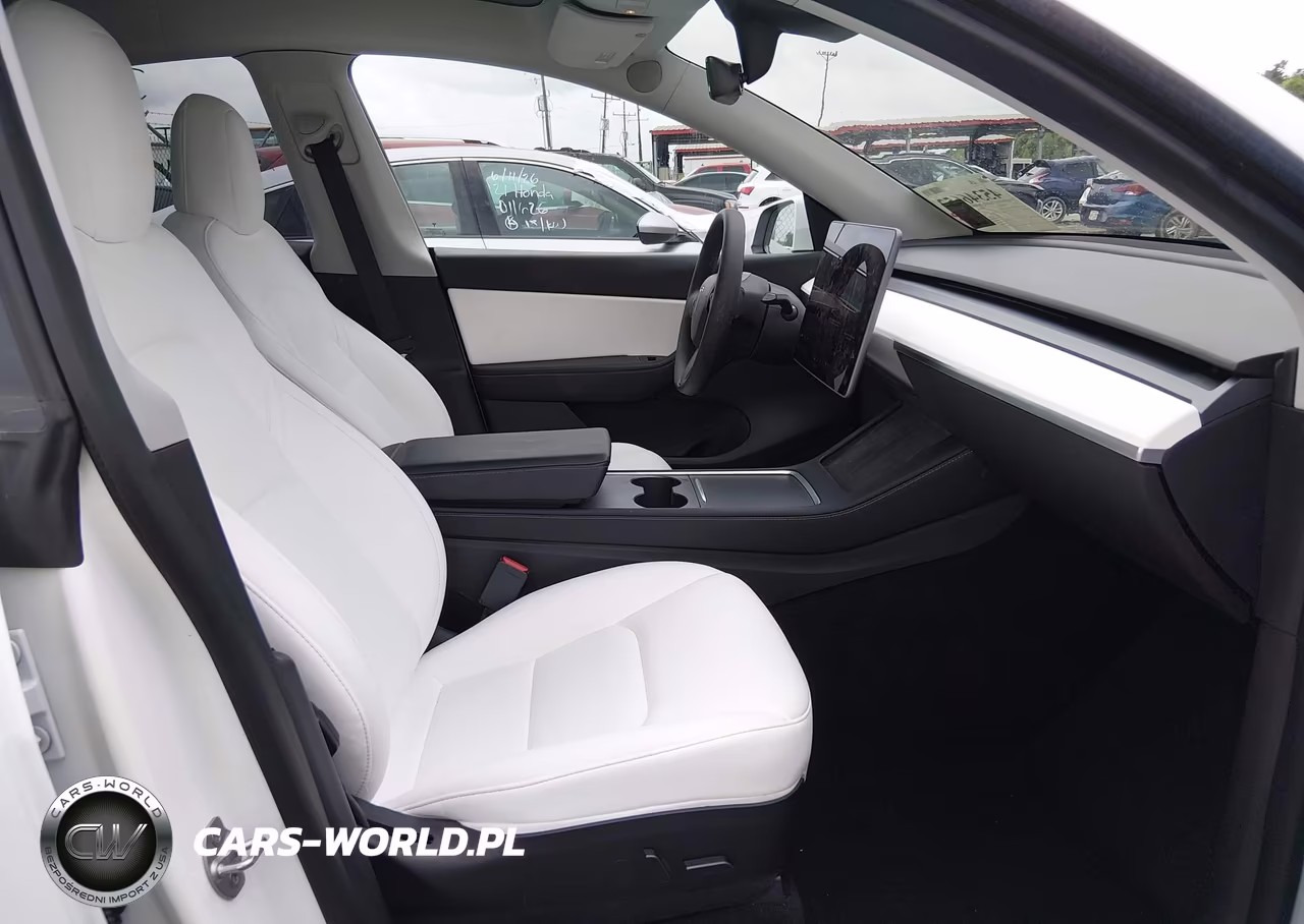 2022 Tesla Model Y Long Range Dual Motor All-Wheel Drive VIN:7SAYGDEE1NF313094 - 5