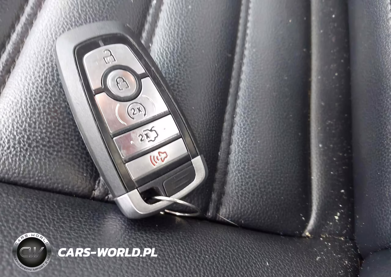 2019 Ford Fusion Hybrid Sel VIN:3FA6P0MU3KR208417 - 11