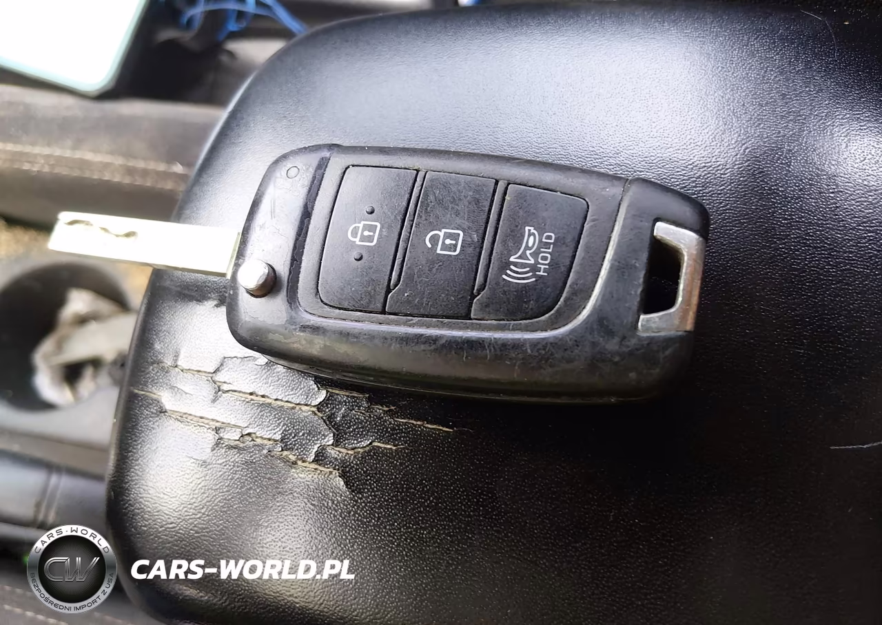2023 Hyundai Venue Sel VIN:KMHRC8A35PU266084 - 11
