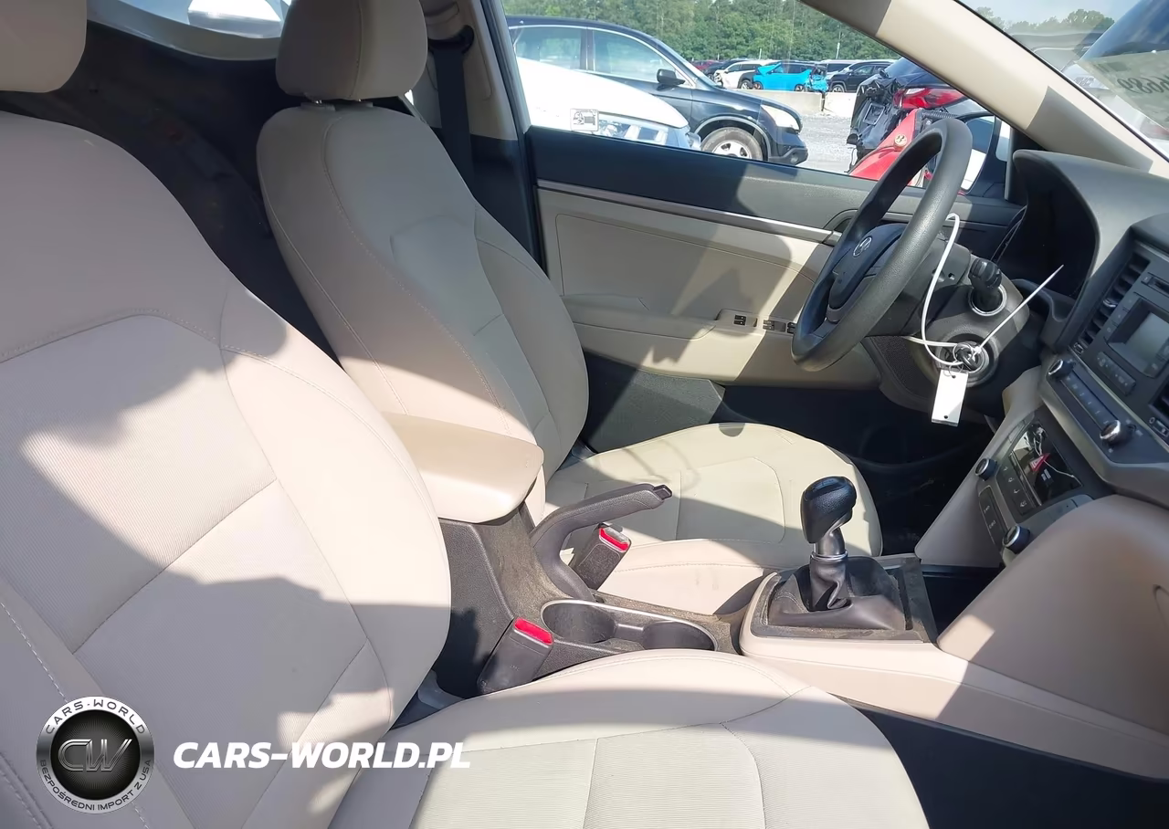 2018 Hyundai Elantra Se VIN:5NPD74LFXJH352429 - 5