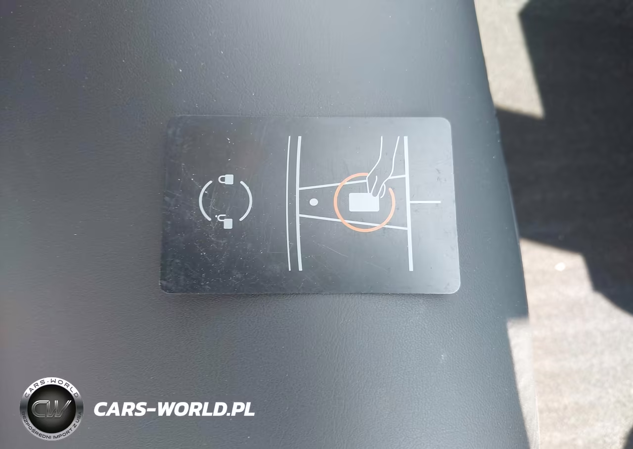 2023 Tesla Model Y Awd-Long Range Dual Motor All-Wheel Drive VIN:7SAYGDEE2PA212467 - 10