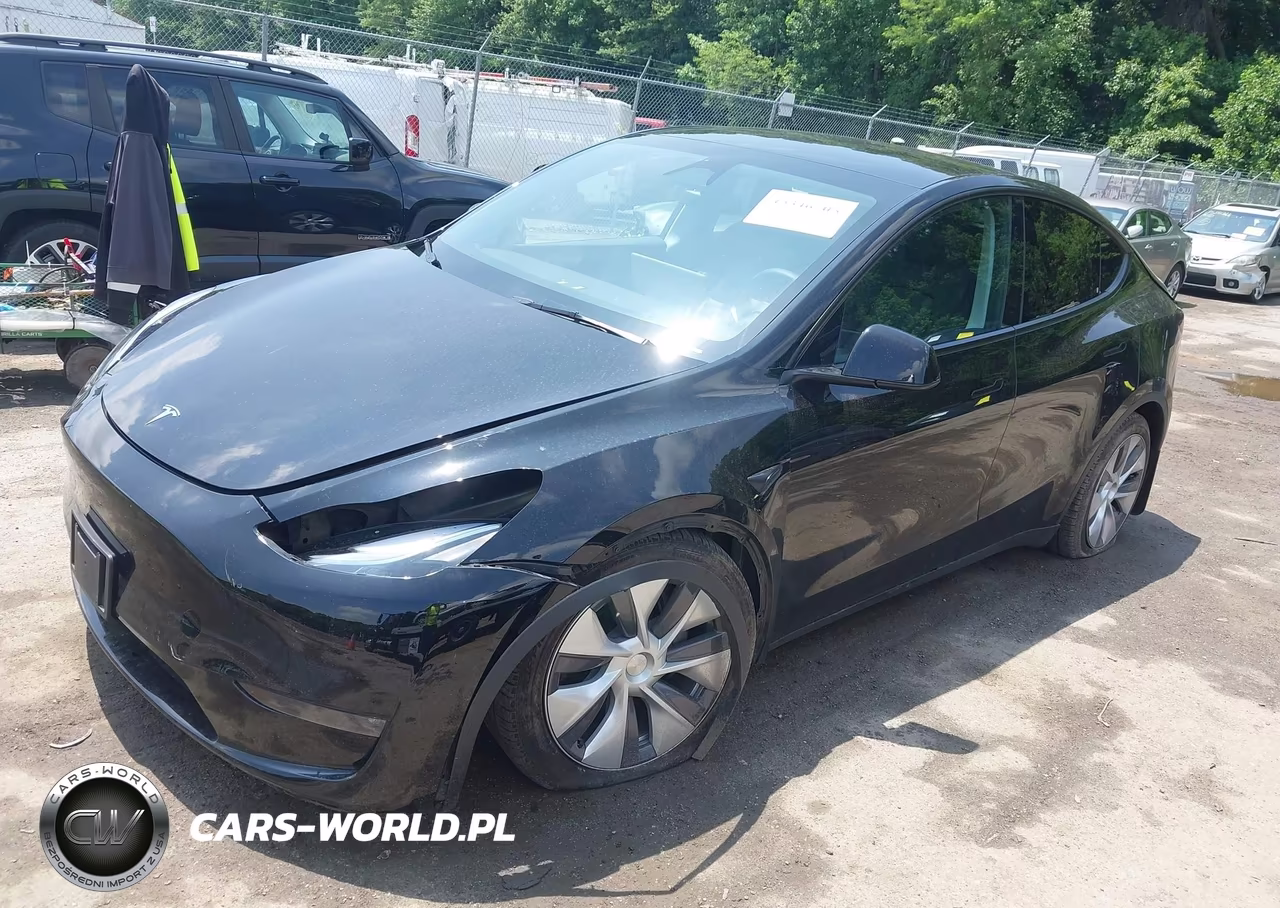 2023 Tesla Model Y Awd-Long Range Dual Motor All-Wheel Drive VIN:7SAYGDEE2PA212467 - 2