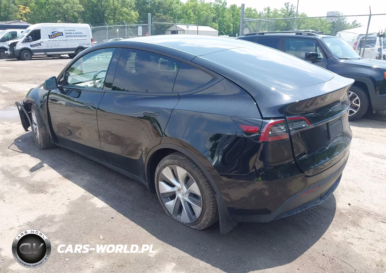 2023 Tesla Model Y Awd-Long Range Dual Motor All-Wheel Drive VIN:7SAYGDEE2PA212467 - 3