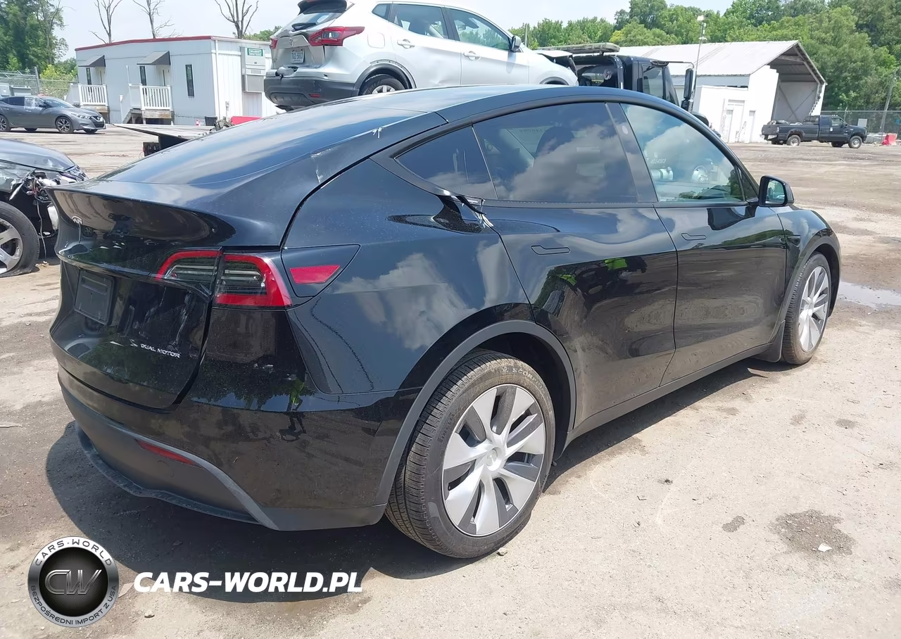 2023 Tesla Model Y Awd-Long Range Dual Motor All-Wheel Drive VIN:7SAYGDEE2PA212467 - 4