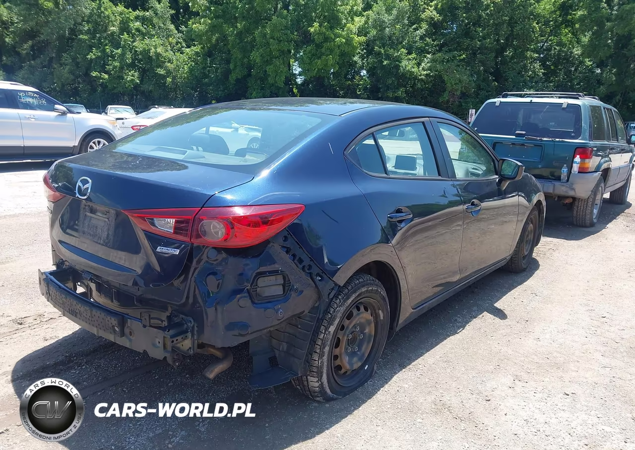 2016 Mazda Mazda3 I Sport VIN:3MZBM1T78GM316617 - 4