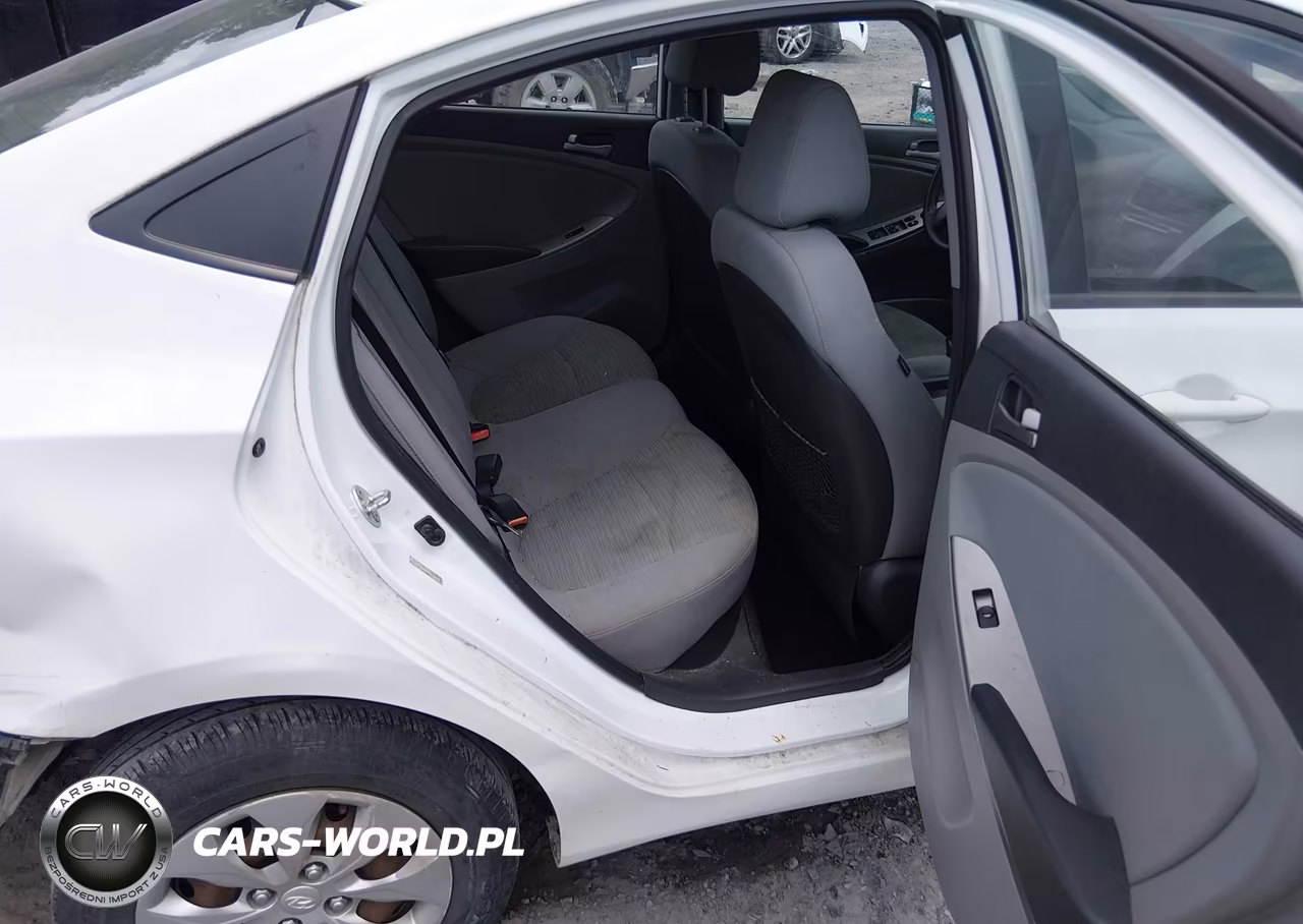 2015 Hyundai Accent Gls VIN:KMHCT4AE7FU800393 - 8