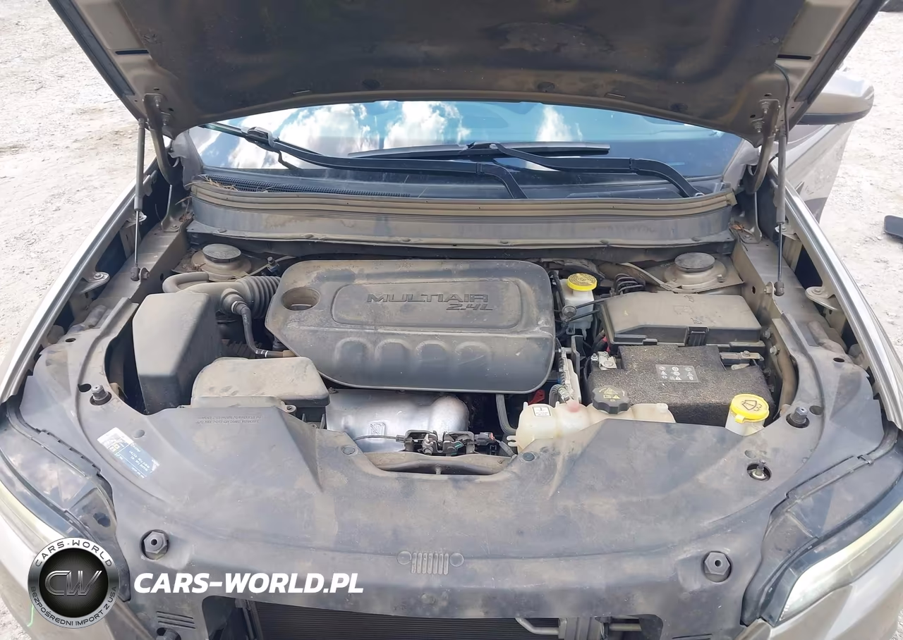 2019 Jeep Cherokee Latitude Fwd VIN:1C4PJLCB5KD373749 - 10