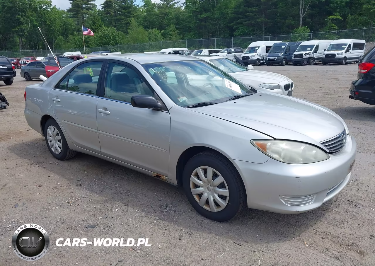 2005 Toyota Camry Le