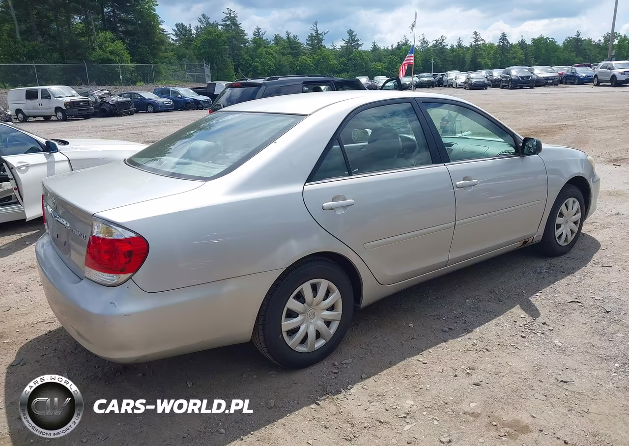 2005 Toyota Camry Le VIN:4T1BE32K65U524937 - 4