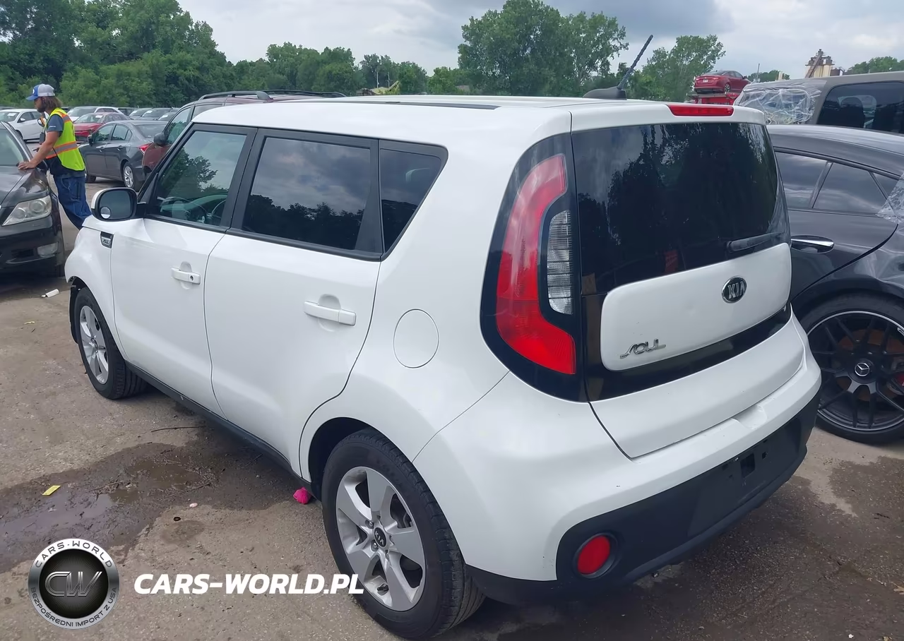 2017 Kia Soul VIN:KNDJN2A25H7422138 - 3