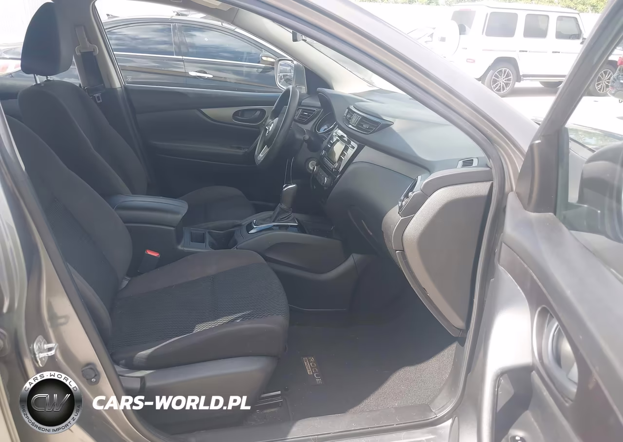2017 Nissan Rogue Sport S VIN:JN1BJ1CP4HW020820 - 5