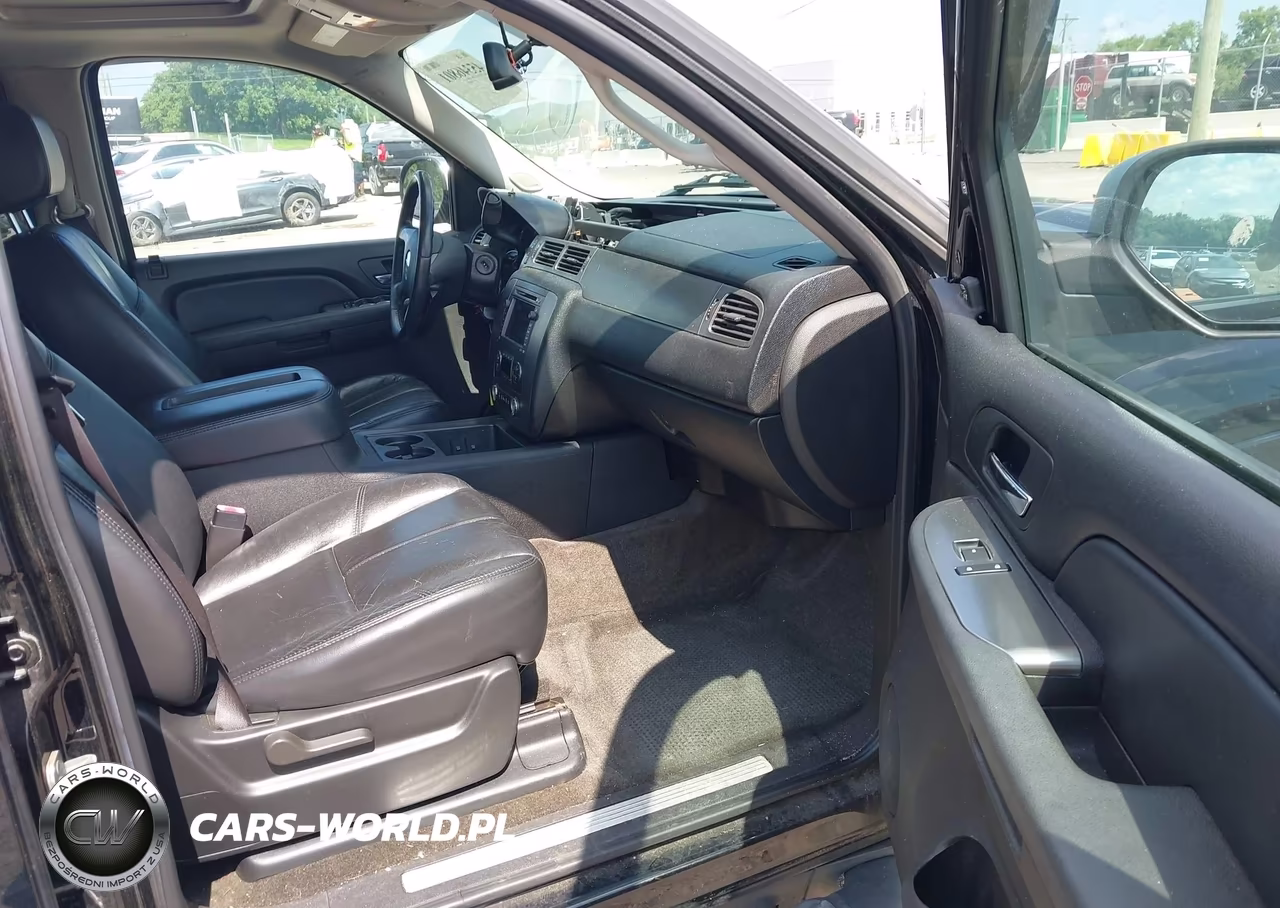 2007 Chevrolet Suburban Lt VIN:3GNFK16367G304345 - 5