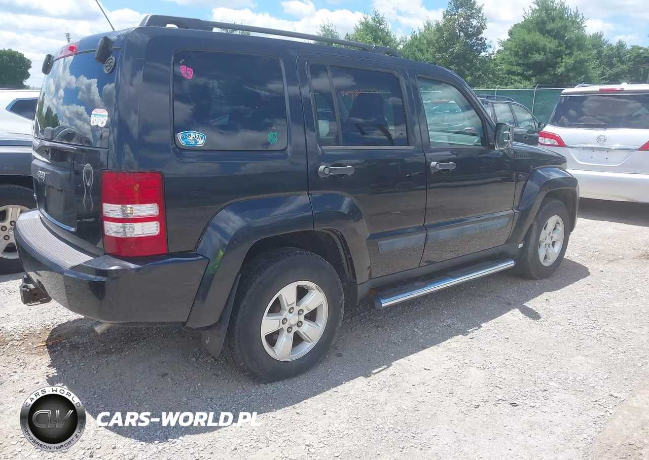 2009 Jeep Liberty Sport VIN:1J8GN28K59W545552 - 4